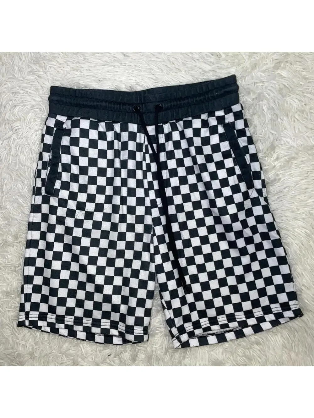 Forever 21 Men’s  Black & White Cotton Regular Fit Checkered Drawstring Shorts L